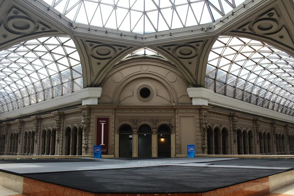 A gallery hall of the Centro Cultural Borges under the Galerías Pacífico glass dome